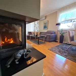 Ferienhaus Drago
