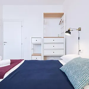 2* Pensionat Lopwi Old Town Ground Floor