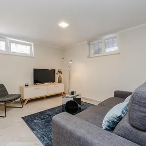  Apartamento Karla