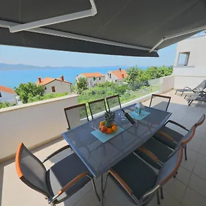 Ferienhaus Perla